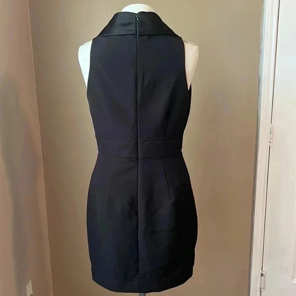 Eliza J Shawl Collar Sleeveless Tuxedo
Sheath Dress in Black size 4 - Picture 6 of 11